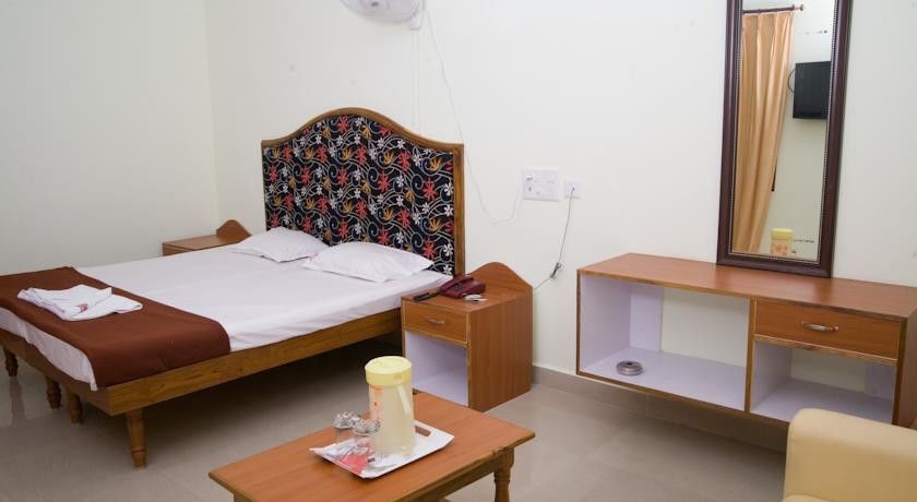 Vihas Inn Tirupati Luaran gambar