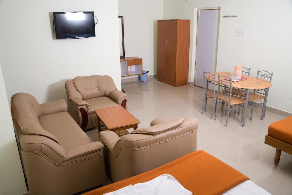 Vihas Inn Tirupati Luaran gambar