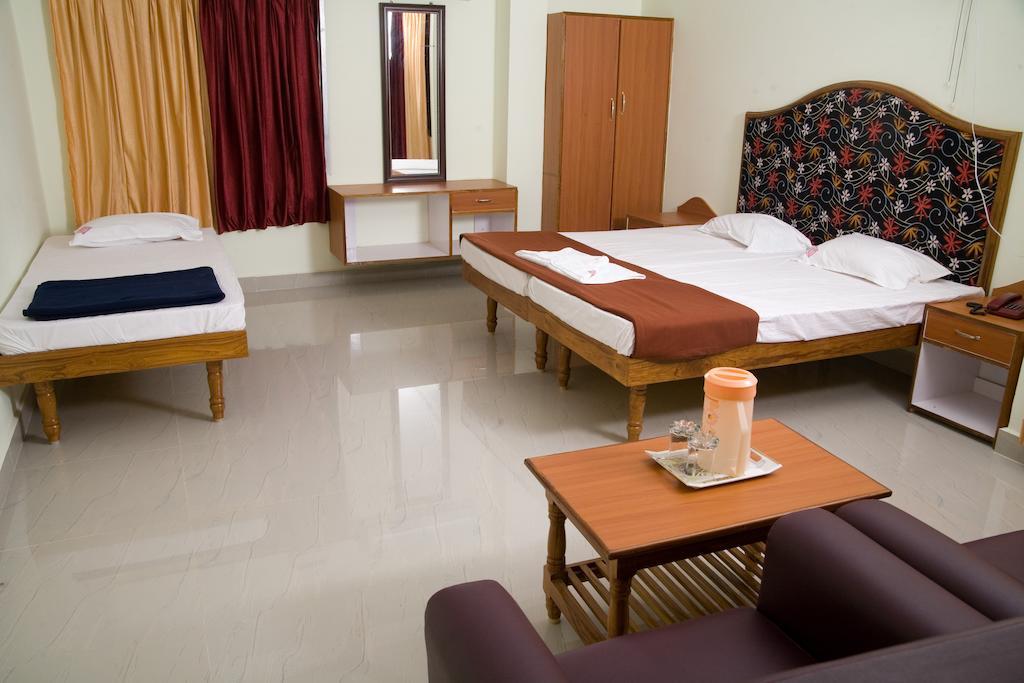 Vihas Inn Tirupati Luaran gambar