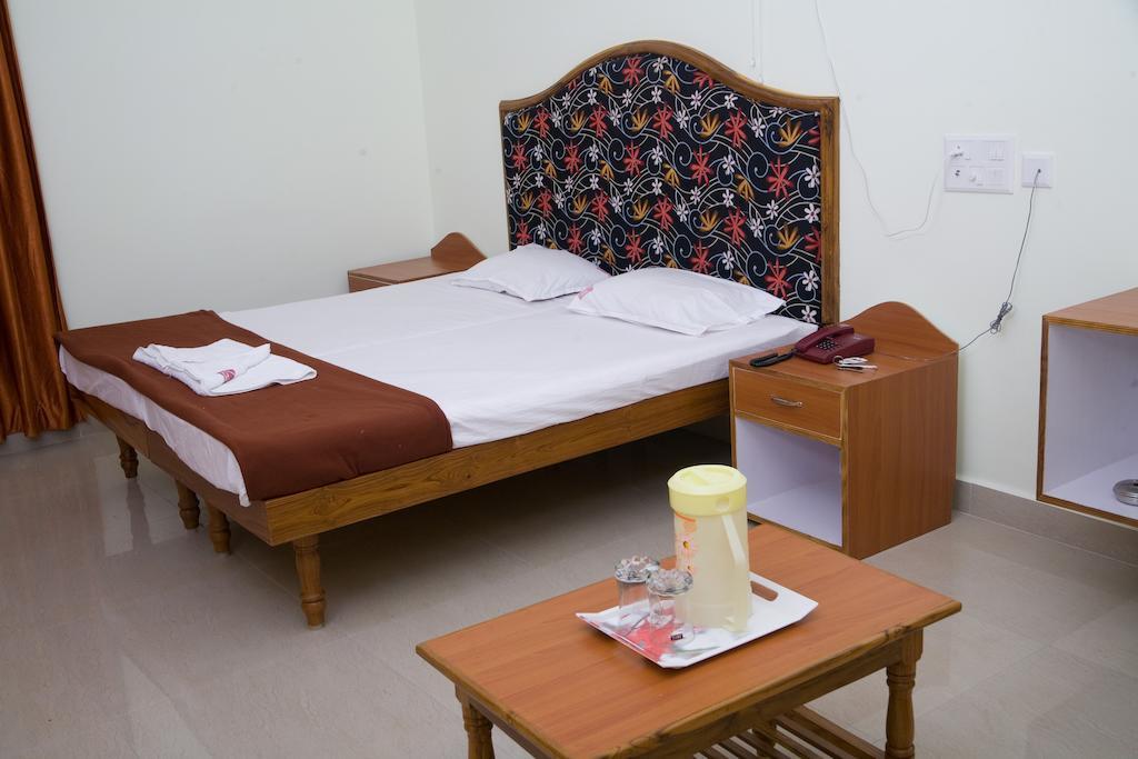 Vihas Inn Tirupati Bilik gambar